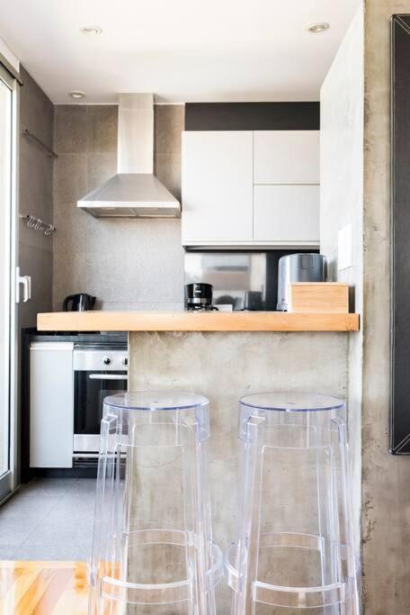Trendy 2br To In Palermo Hollywood
